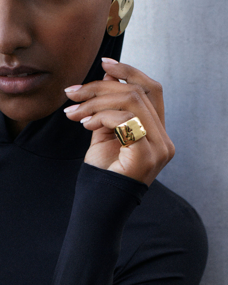 Flowy Ring Gold