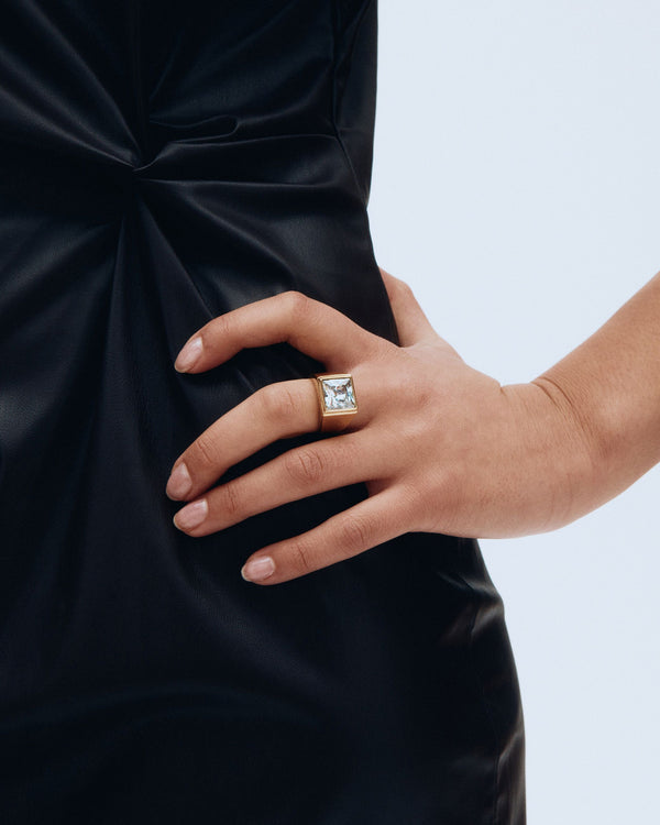 Pantheon Ring Gold