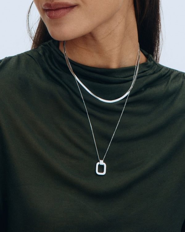 Plaza Necklace L Gold