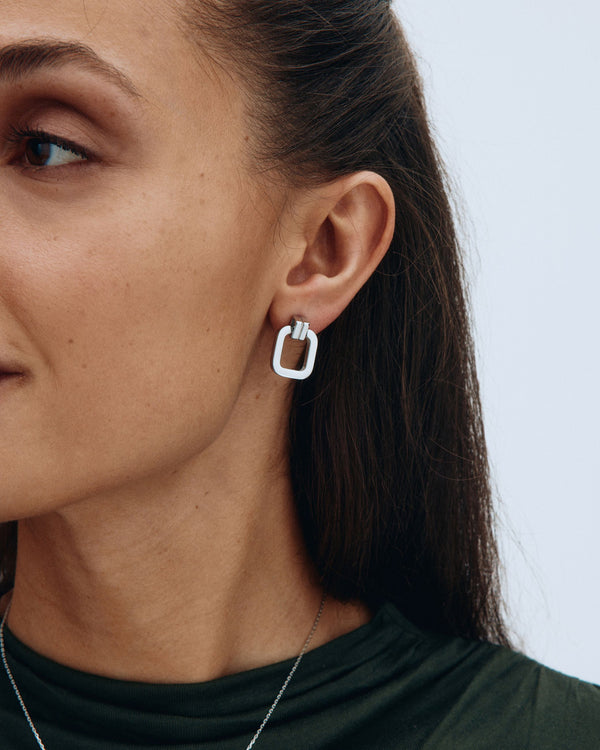 Plaza Studs L Steel