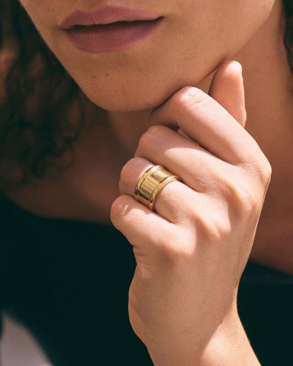 Frame Ring Gold