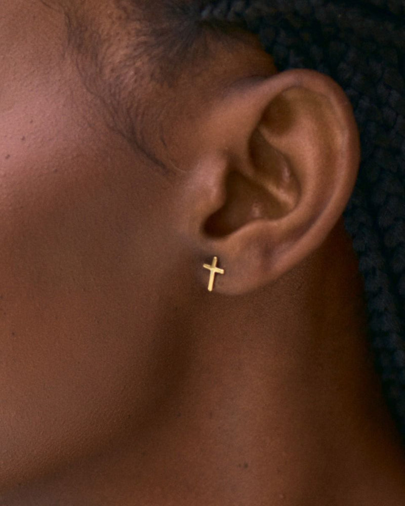 SPIRIT CROSS STUDS GOLD