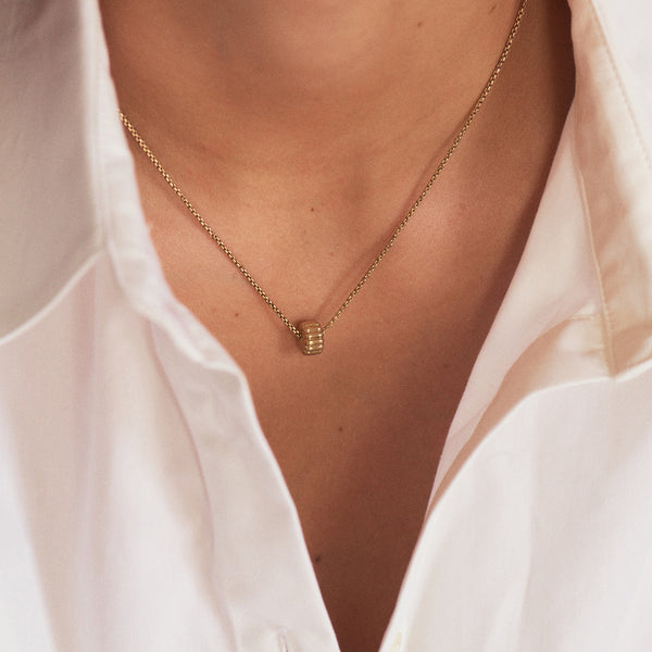 Chamfer Necklace Gold