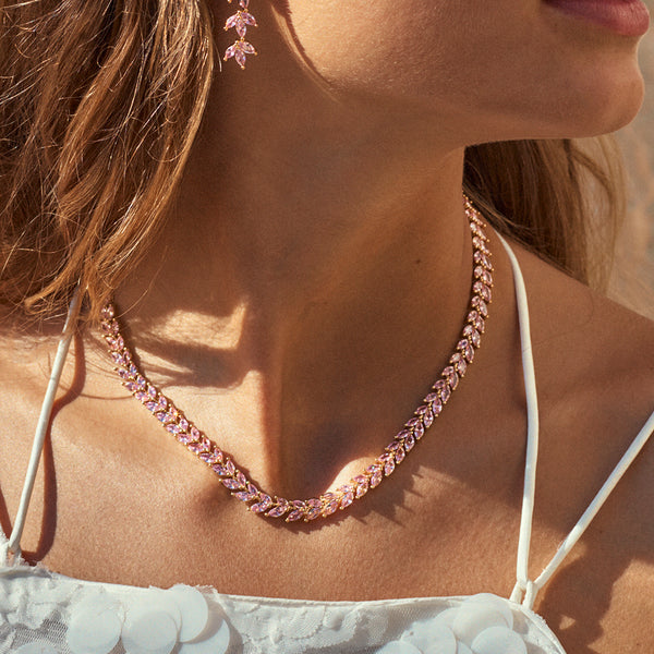 Laurel Necklace Pink Gold